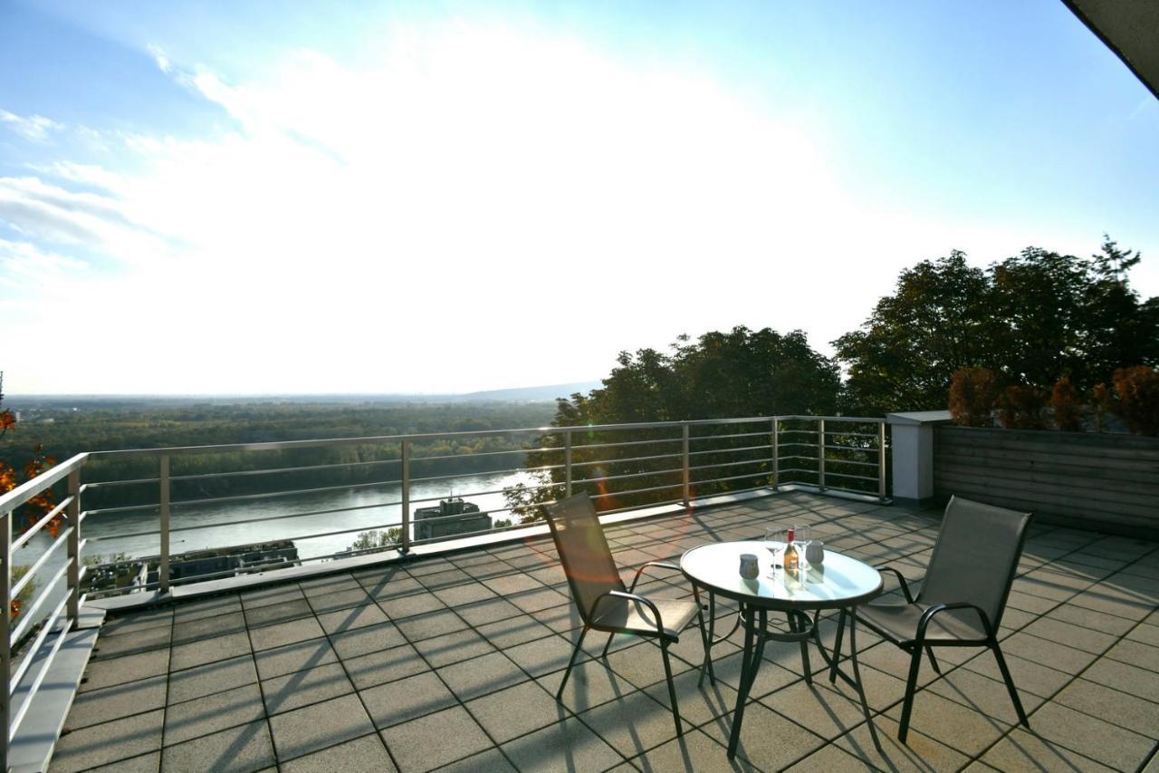 River View Apartments Hotel บราติสลาวา ภายนอก รูปภาพ