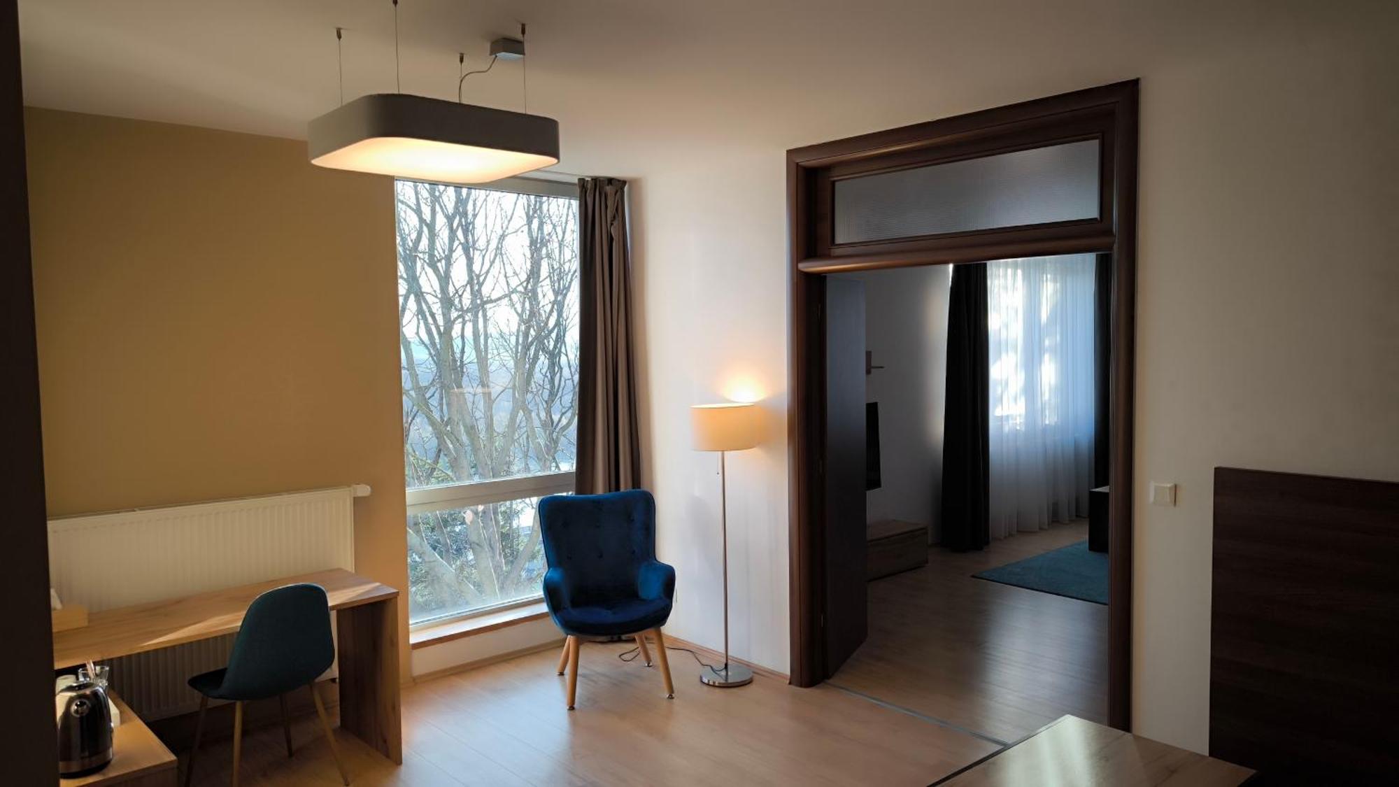 River View Apartments Hotel บราติสลาวา ภายนอก รูปภาพ