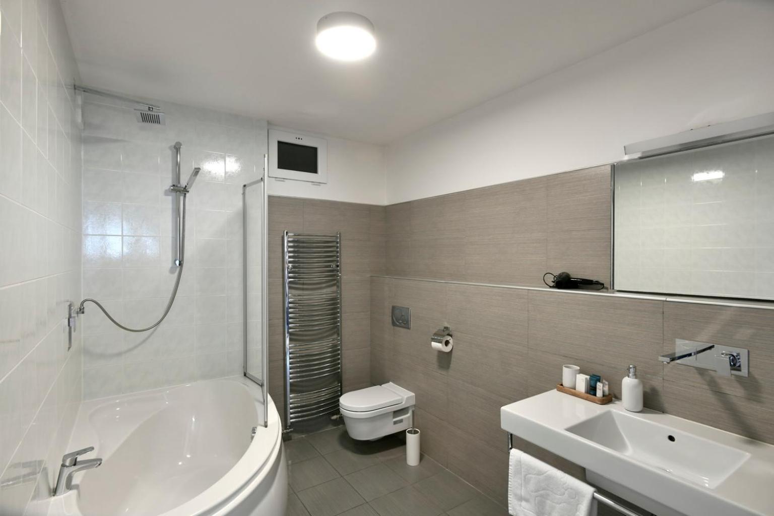 River View Apartments Hotel บราติสลาวา ห้อง รูปภาพ